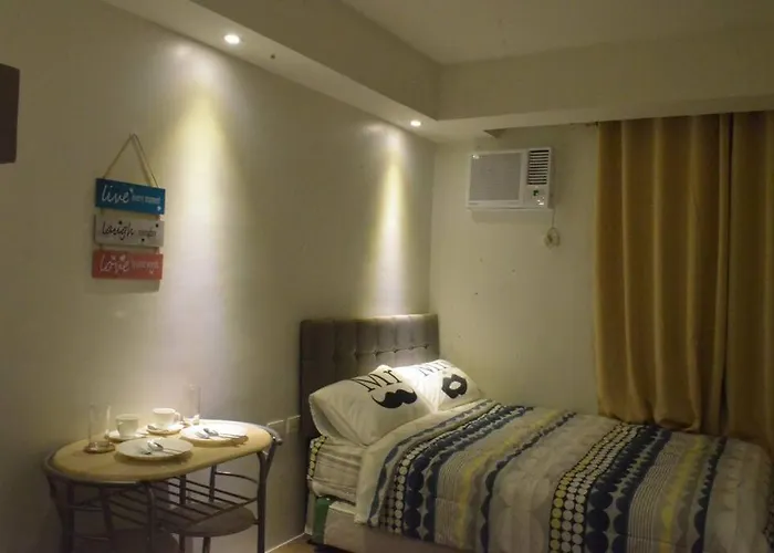 Cozy With Beautiful View & Free Netflix Access アパート マニラ市